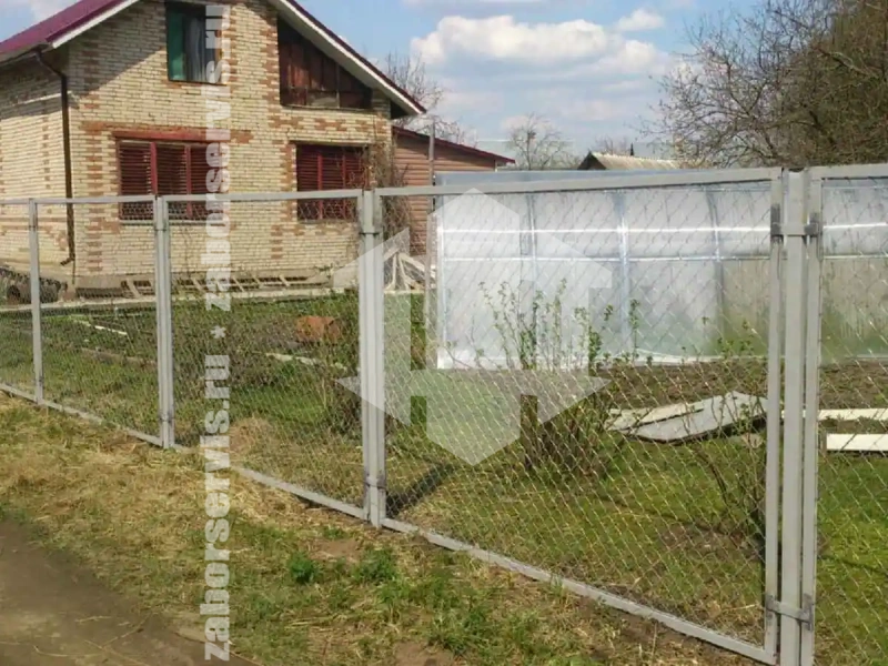 Забор из сетки рабицы секциями 83 метра