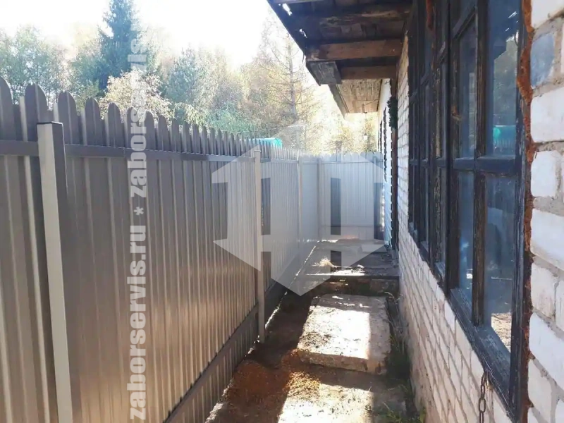 Забор из профнастила зеленый 25 метров