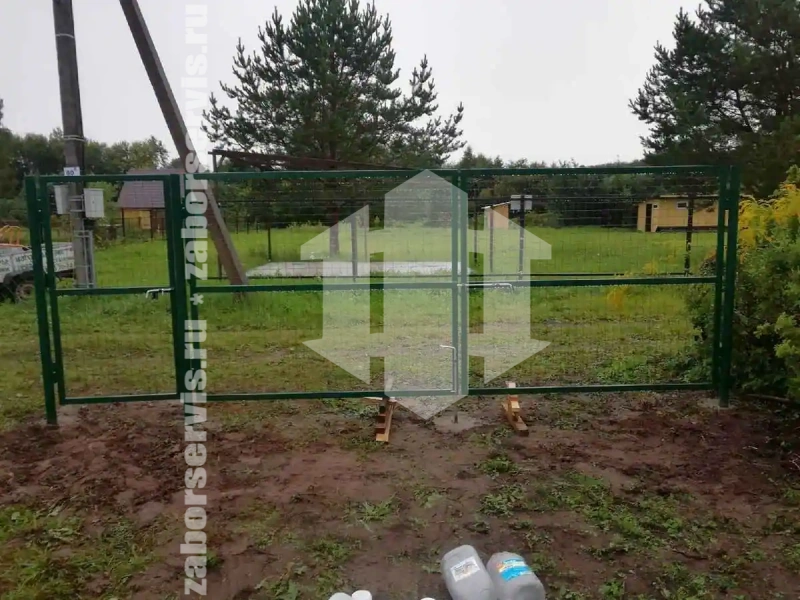 Забор из сетки рабицы с проволокой 83 метра